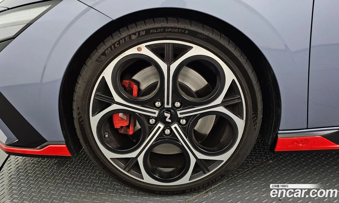 Hyundai Elantra 2.0 N, снимка 5 - Автомобили и джипове - 55972749