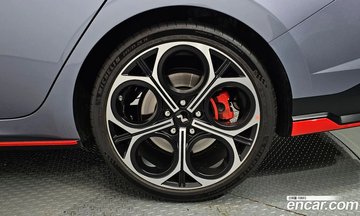 Hyundai Elantra 2.0 N, снимка 7 - Автомобили и джипове - 55972749