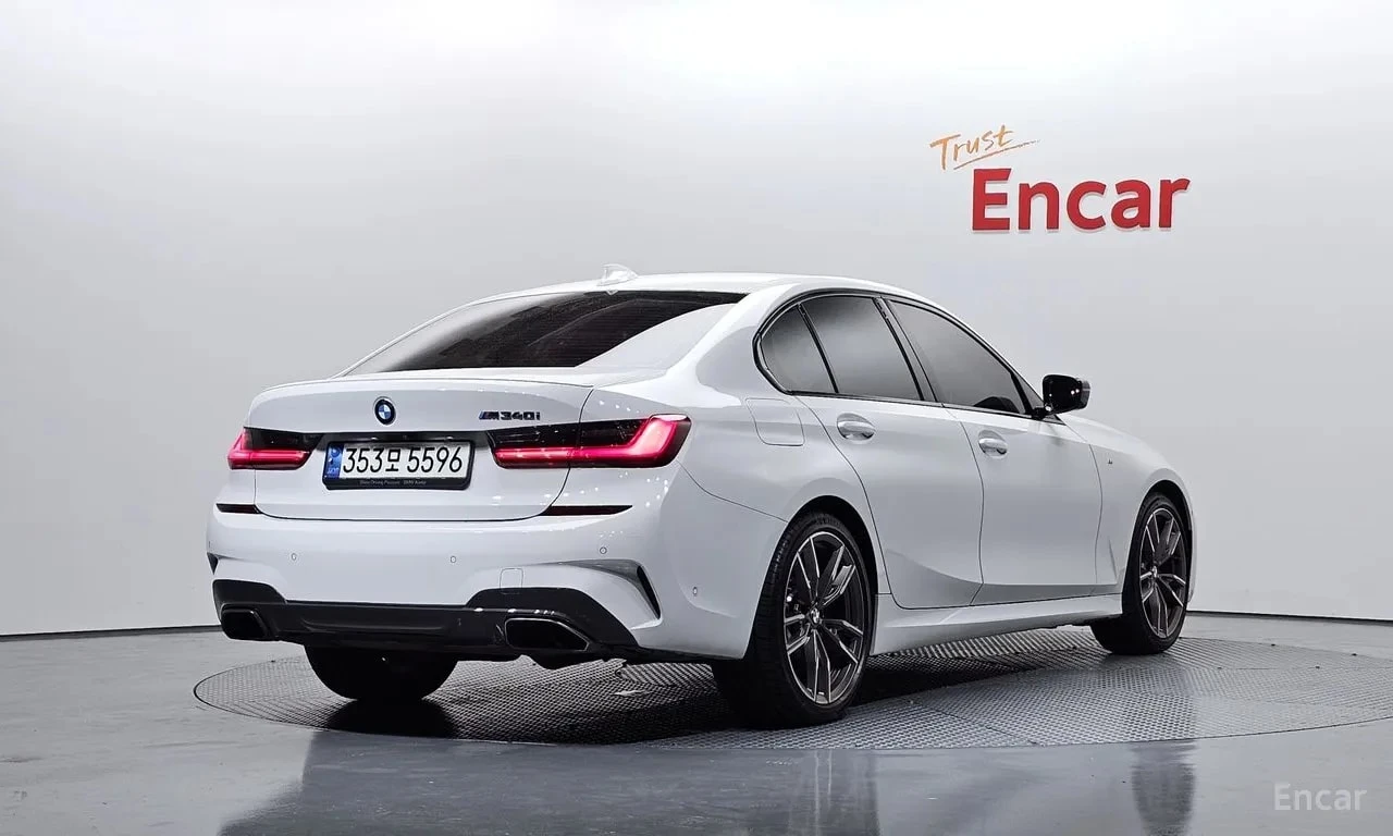 BMW 340 | HUD | 360 | ШИБИДАХ | ДИСТРОНИК, снимка 2 - Автомобили и джипове - 56122861