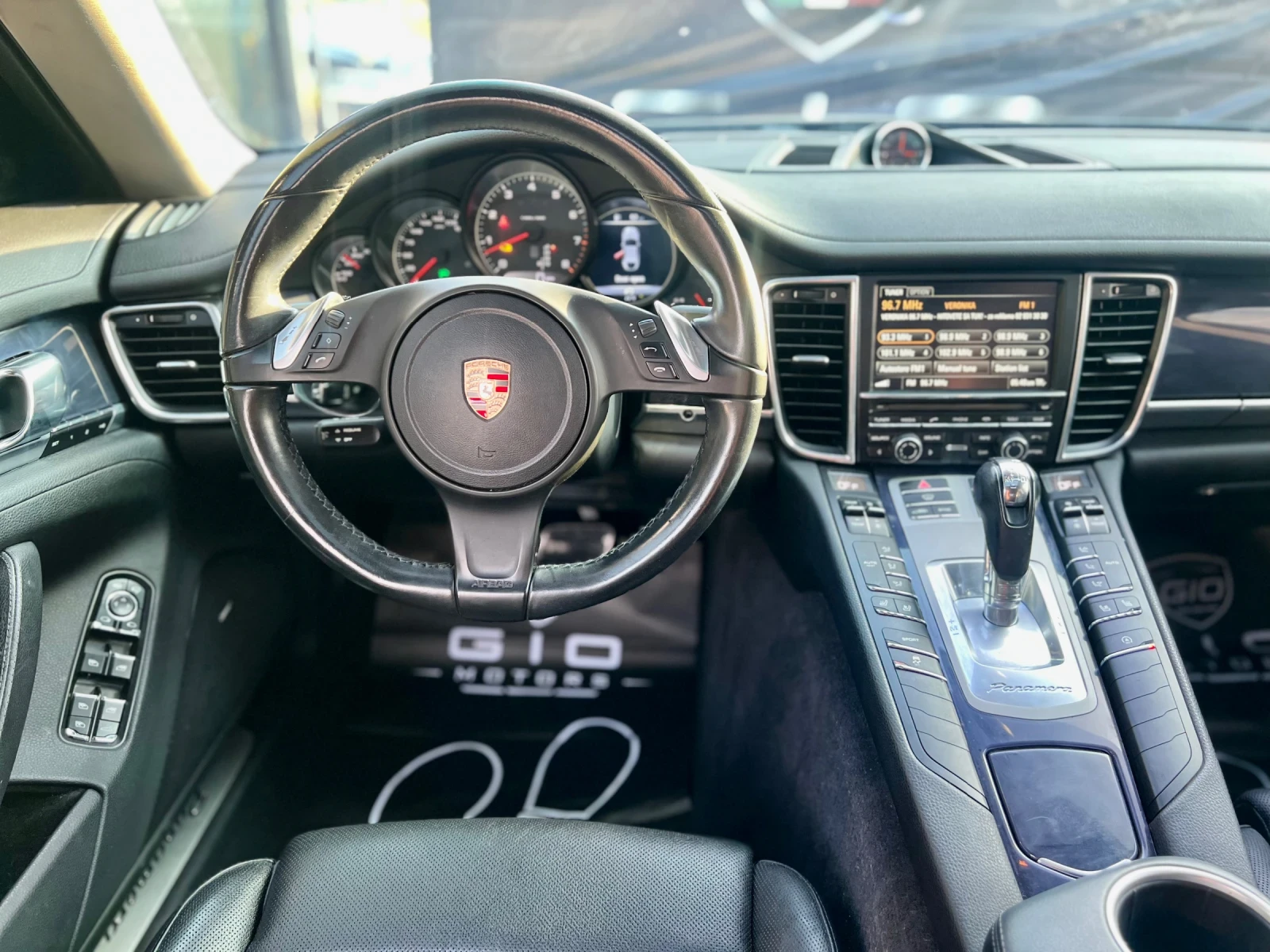 Porsche Panamera Facelift* Обдухване* Chrono* Подгрев* Шибедах* Tur, снимка 10 - Автомобили и джипове - 56323232