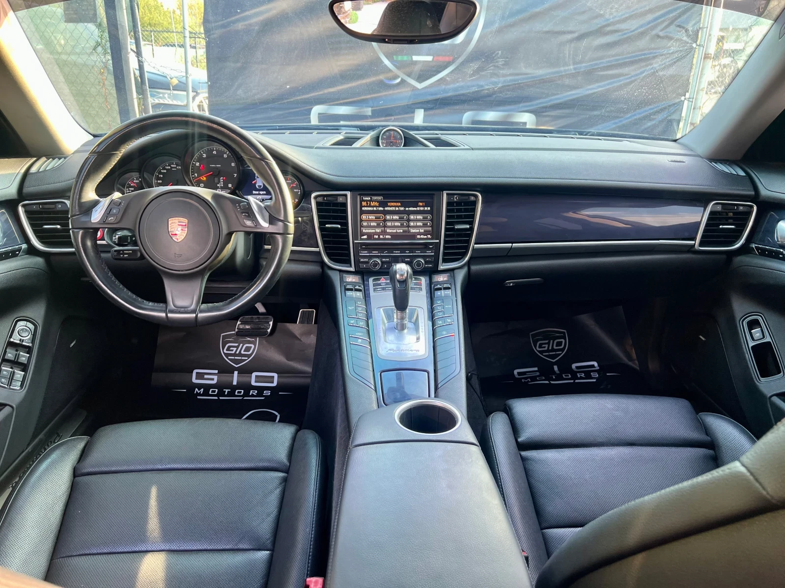 Porsche Panamera Facelift* Обдухване* Chrono* Подгрев* Шибедах* Tur, снимка 9 - Автомобили и джипове - 56323232