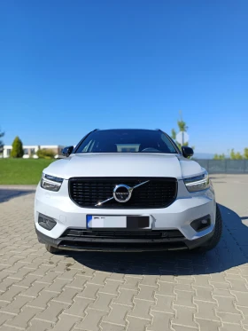 Volvo XC40 2.0 AWD R Design , снимка 1