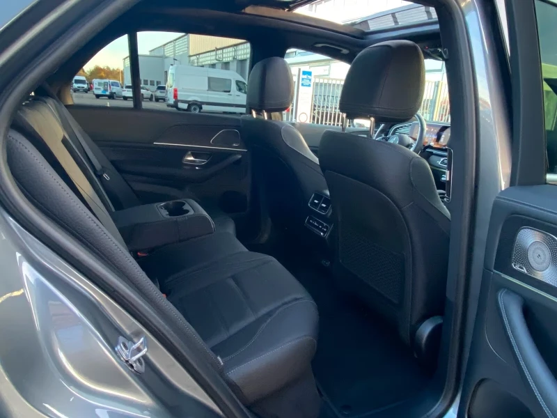 Mercedes-Benz GLE 580 4M , снимка 7 - Автомобили и джипове - 24160510