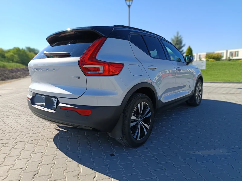 Volvo XC40 2.0 AWD R Design , снимка 5 - Автомобили и джипове - 47381792