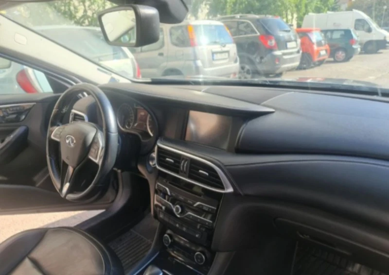 Infiniti QX30, снимка 7 - Автомобили и джипове - 47411007