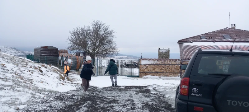 Toyota Rav4, снимка 7 - Автомобили и джипове - 52849733