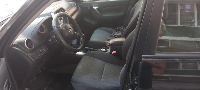 Toyota Rav4, снимка 5 - Автомобили и джипове - 52849733