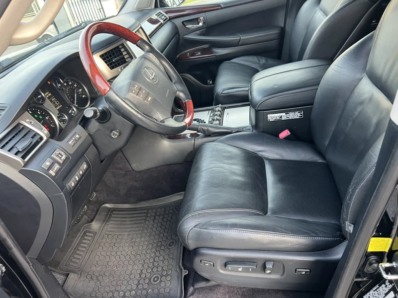 Lexus LX 570, снимка 6 - Автомобили и джипове - 53018826