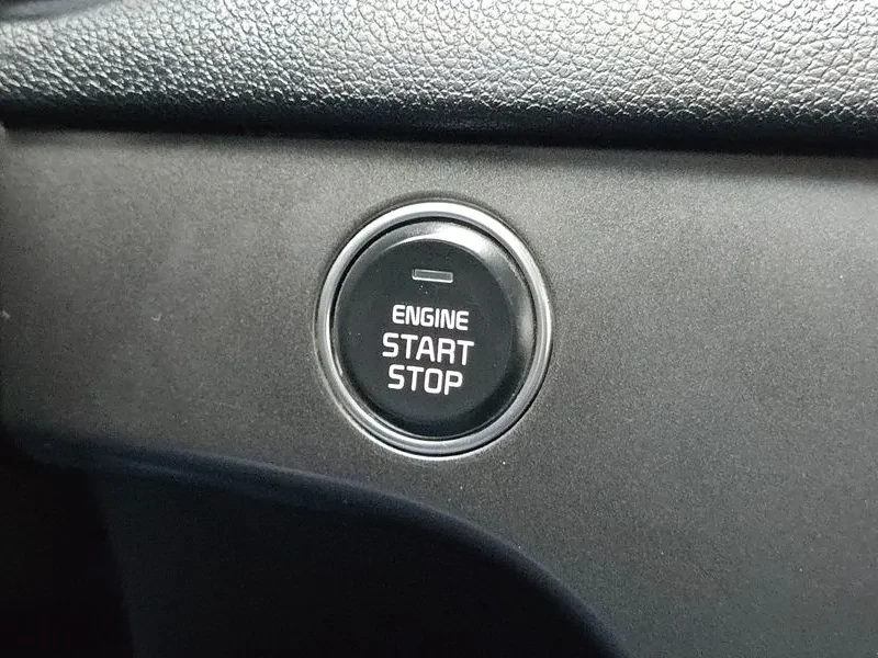 Kia Sportage DIESEL 1.6 2WD PRESTIGE, снимка 13 - Автомобили и джипове - 55171204