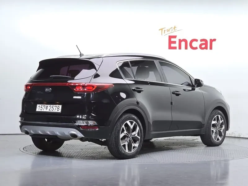 Kia Sportage DIESEL 1.6 2WD PRESTIGE, снимка 2 - Автомобили и джипове - 55171204