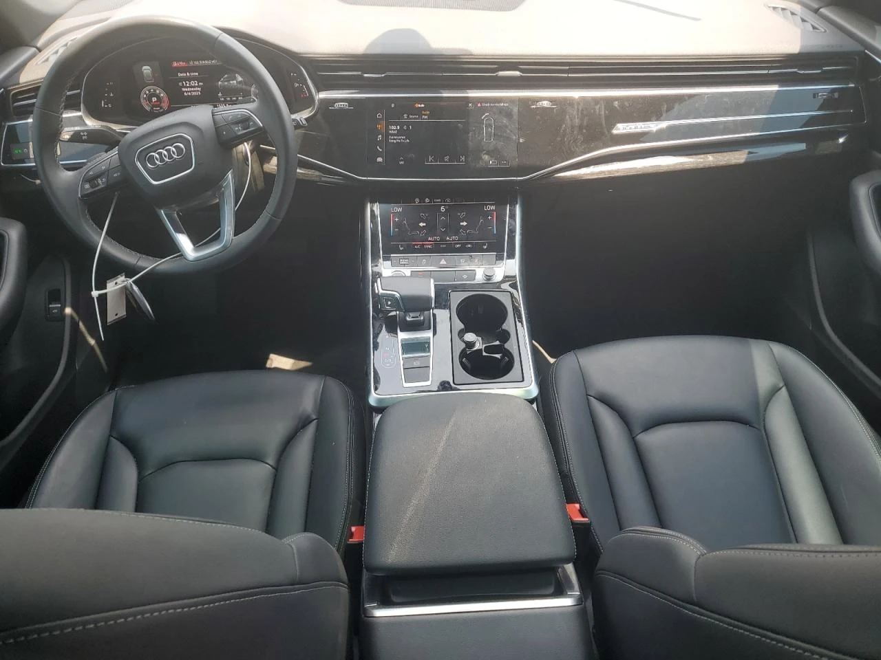 Audi Q8 S-LINE* PREMIUM PLUS* АВТО КРЕДИТ - изображение 8