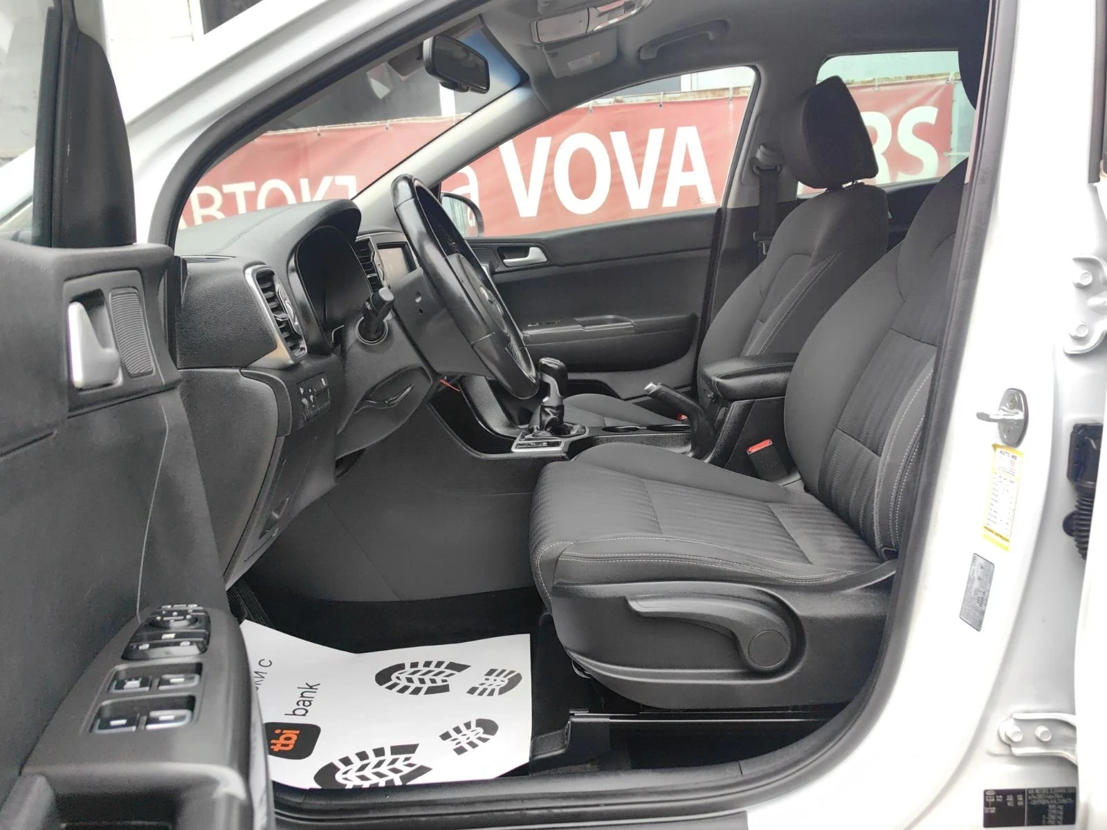 Kia Sportage 1.6i-132к.с Cool 2WD  - изображение 9