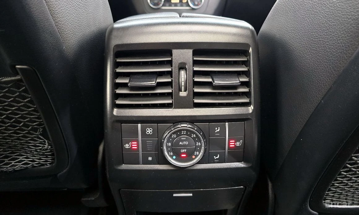 Mercedes-Benz ML 350 4MATIC* BLUETEC* ПОДГРЕВ* ОБДУХВАНЕ* ПАНОРАМА, снимка 16 - Автомобили и джипове - 53976168