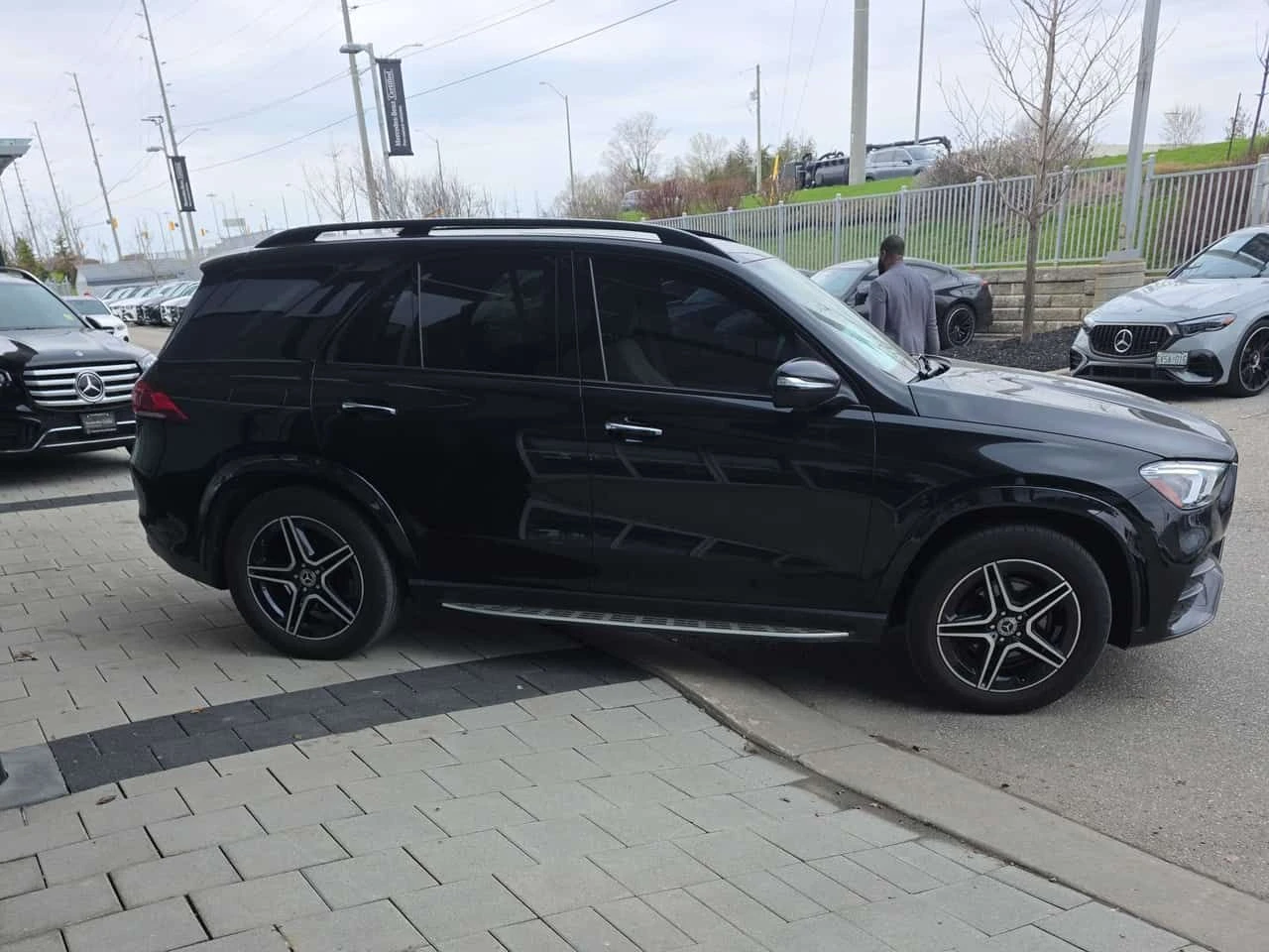 Mercedes-Benz GLE 350 /360/DISTRONIC/BURMESTER/CARFAX, снимка 3 - Автомобили и джипове - 54384723