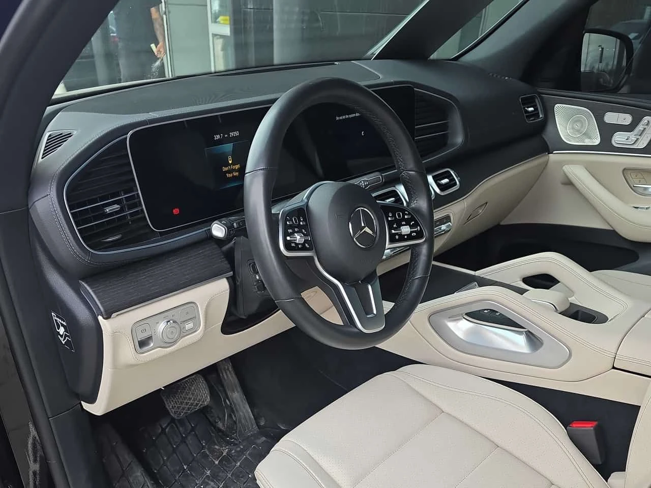 Mercedes-Benz GLE 350 /360/DISTRONIC/BURMESTER/CARFAX, снимка 5 - Автомобили и джипове - 54384723