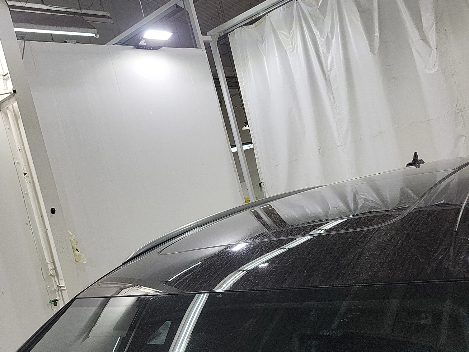 Audi Q8 Progressiv * Keyless * CARFAX * АВТО КРЕДИТ * , снимка 6 - Автомобили и джипове - 54804255