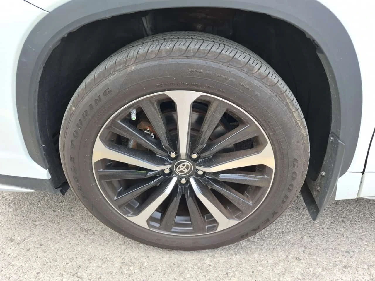 Toyota Highlander XSE  CARFAX, снимка 5 - Автомобили и джипове - 54869635