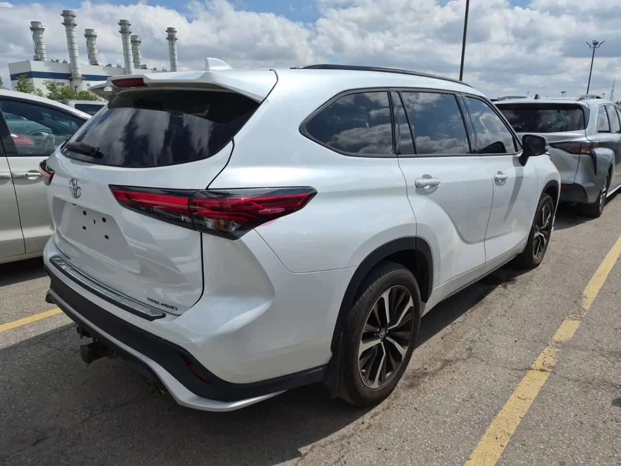 Toyota Highlander XSE  CARFAX, снимка 2 - Автомобили и джипове - 54869635