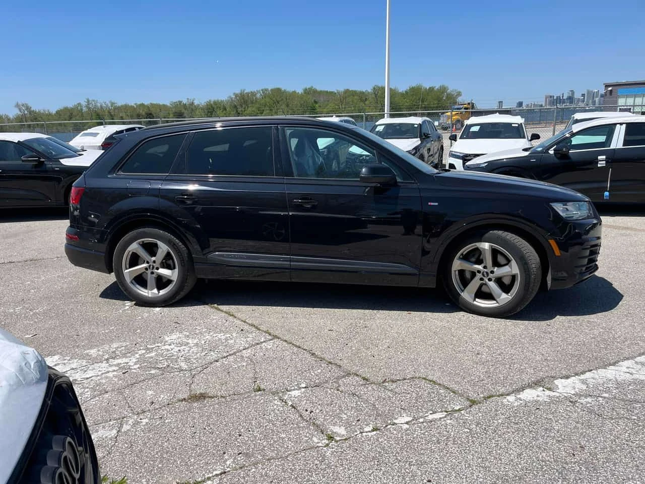 Audi Q7 | Technik | ПАНОРАМА | CARFAX | 360 | ОБДУХВАНЕ | , снимка 3 - Автомобили и джипове - 54888416
