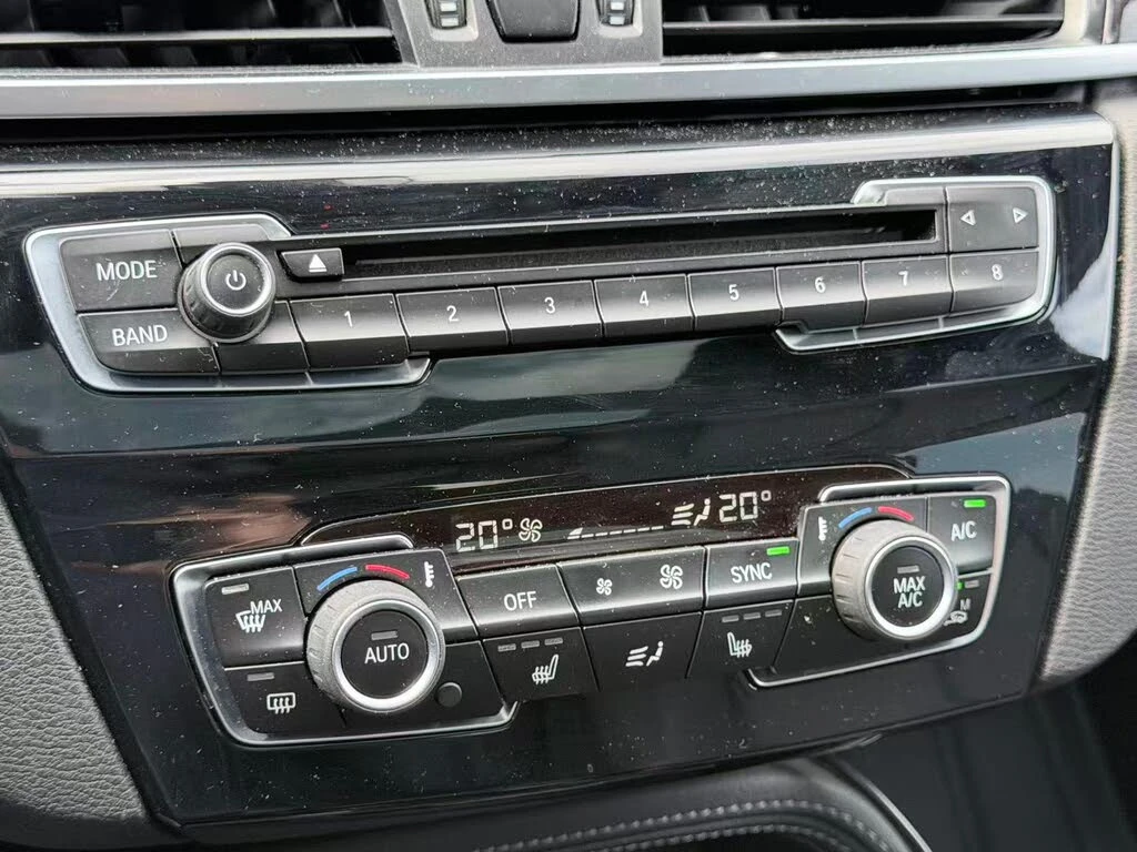 BMW X1 XDRIVE28I #PANO# #УНИКАТ# !FULL!, снимка 14 - Автомобили и джипове - 55135715