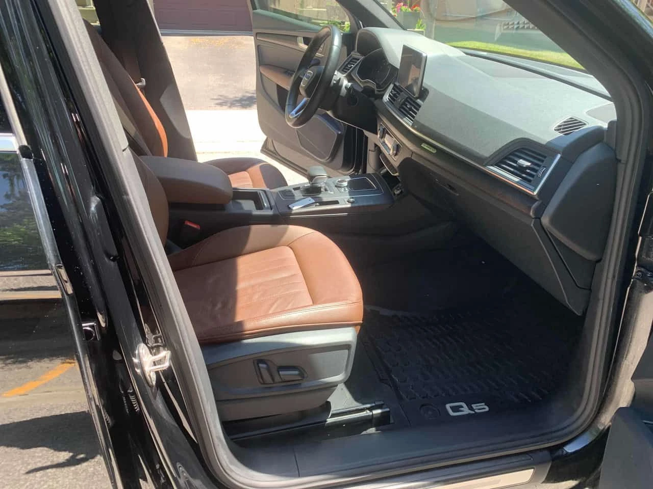 Audi Q5 * Progressiv * ОПЦИЯ ЗА ФИНАНСИРАНЕ , снимка 15 - Автомобили и джипове - 55226019