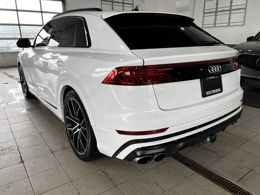 Audi SQ8 4.0T* BLACK OPTIC* МАСАЖ* ОБДУХВАНЕ* КРАЙНА ЦЕНА, снимка 4 - Автомобили и джипове - 55362714