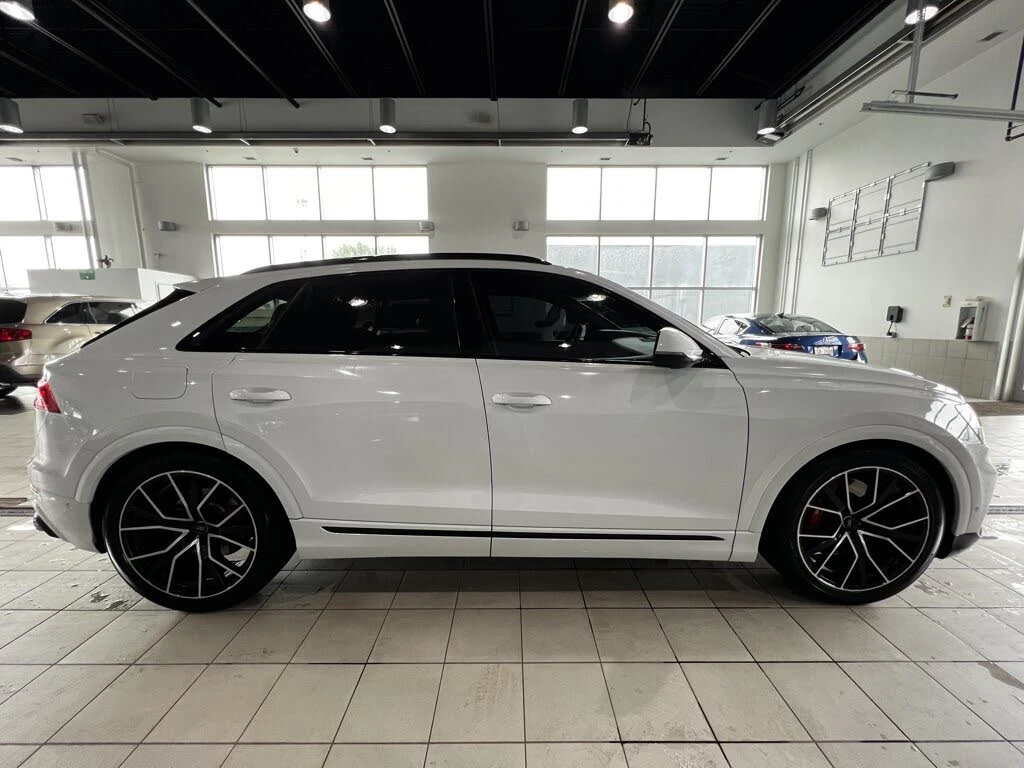 Audi SQ8 4.0T* BLACK OPTIC* МАСАЖ* ОБДУХВАНЕ* КРАЙНА ЦЕНА, снимка 8 - Автомобили и джипове - 55362714