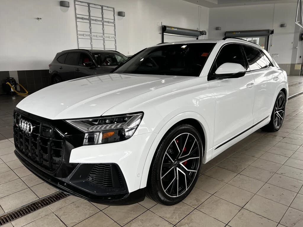 Audi SQ8 4.0T* BLACK OPTIC* МАСАЖ* ОБДУХВАНЕ* КРАЙНА ЦЕНА, снимка 3 - Автомобили и джипове - 55362714