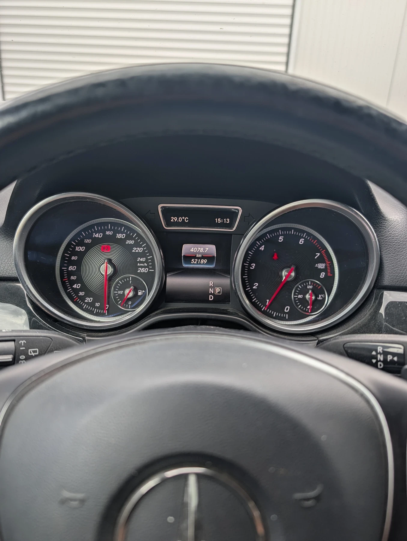 Mercedes-Benz GLE 400, снимка 5 - Автомобили и джипове - 56103048