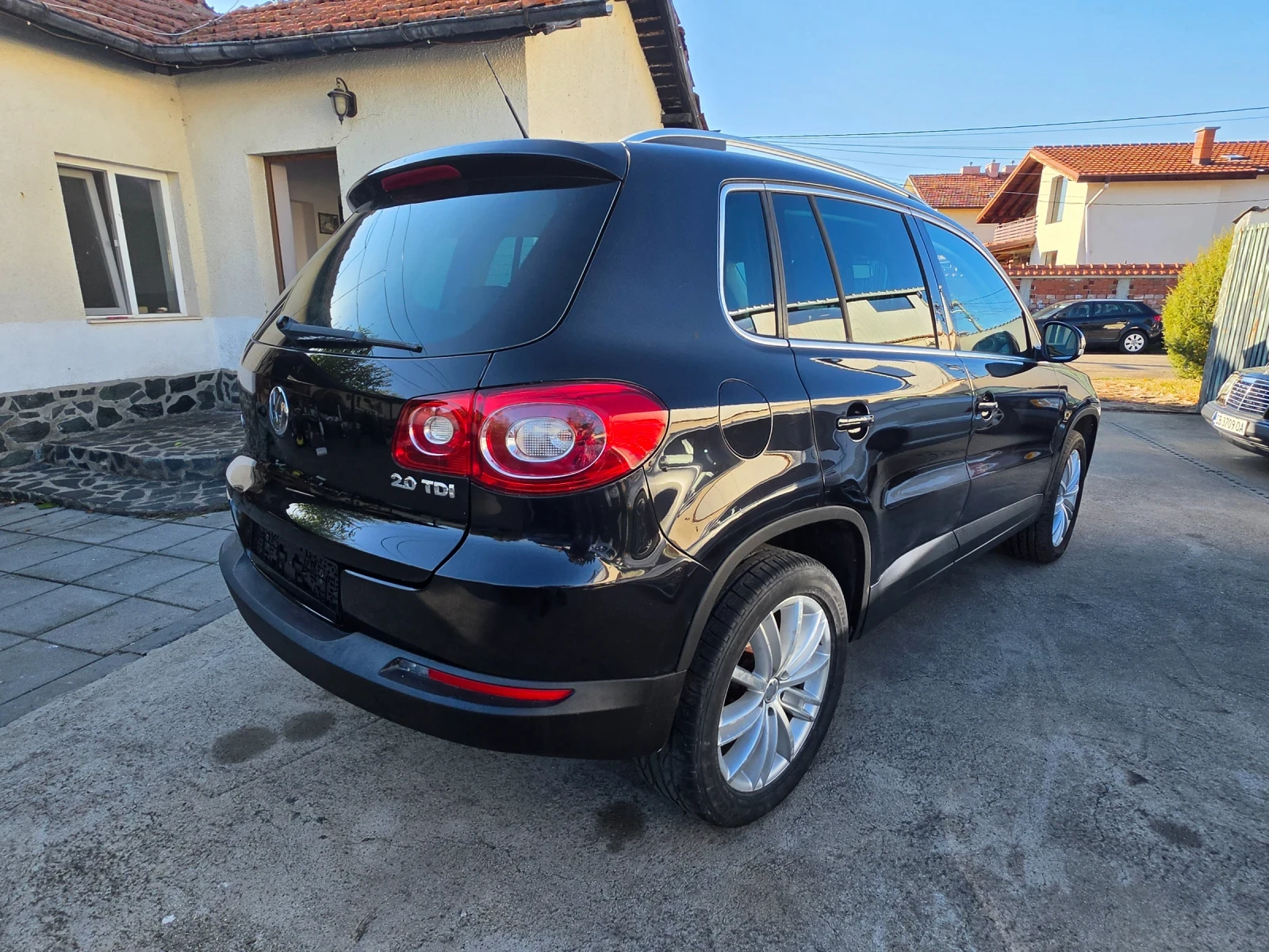 VW Tiguan 2.0TDI 4MOTION , снимка 6 - Автомобили и джипове - 56567354