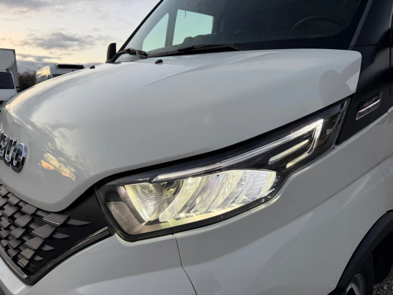 Iveco Daily 3.0!40-180!До3.5Т!П.Борд!Въз.възглавници!HI-MATIC! - изображение 2