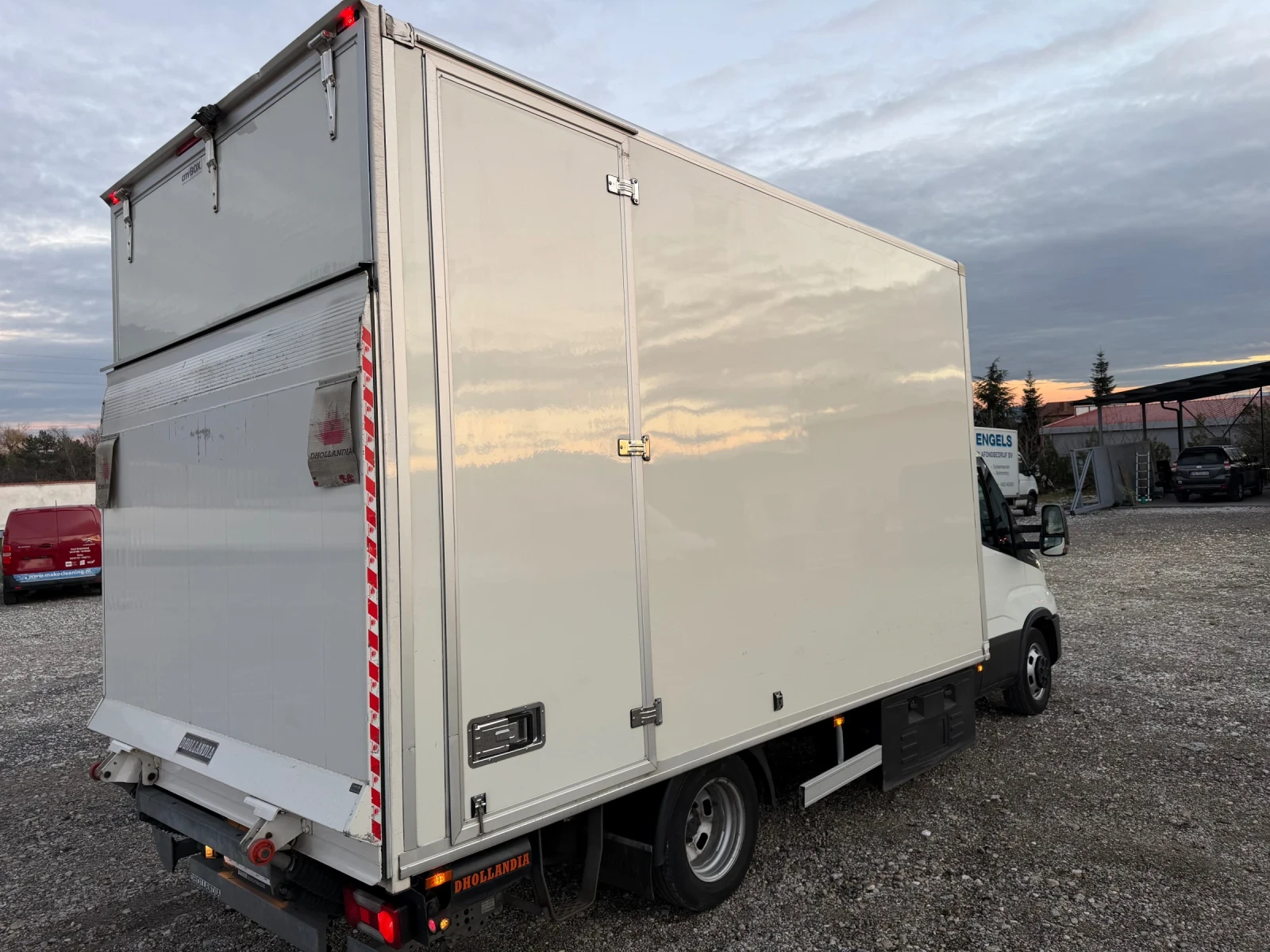 Iveco Daily 3.0!40-180!До3.5Т!П.Борд!Въз.възглавници!HI-MATIC! - изображение 8