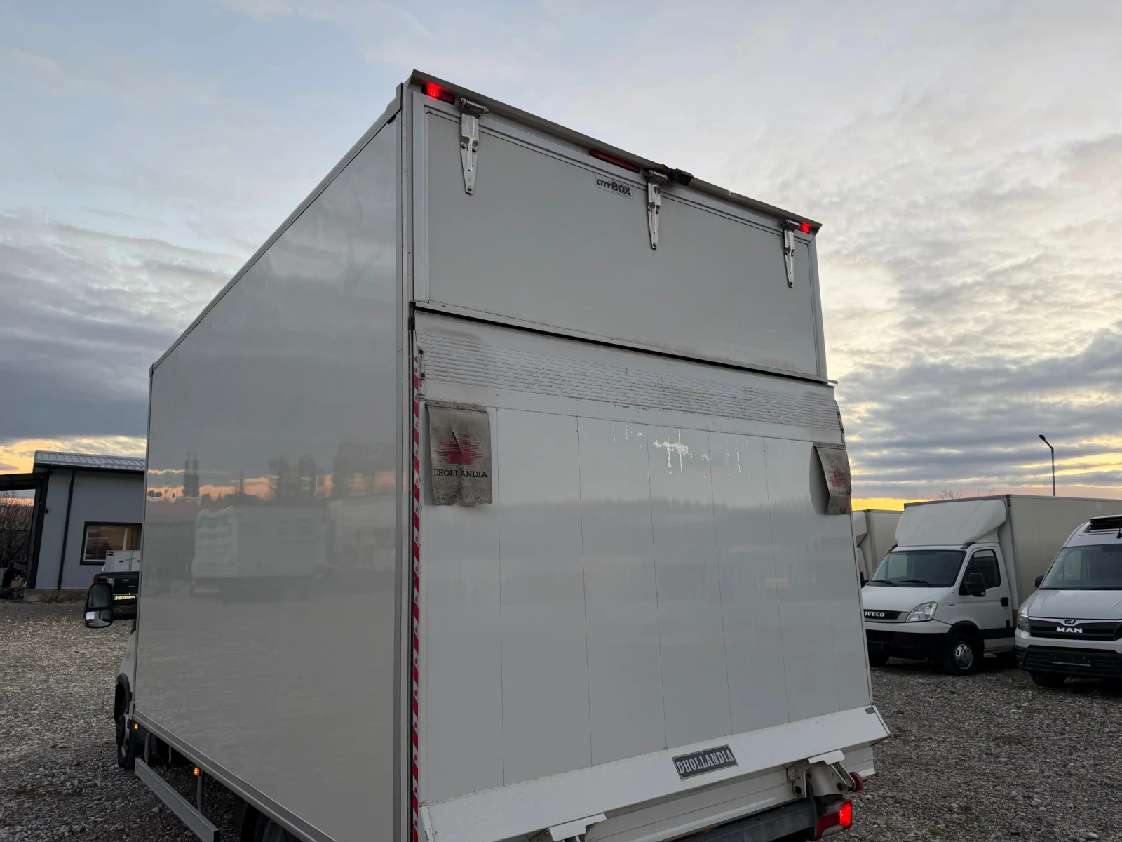 Iveco Daily 3.0!40-180!До3.5Т!П.Борд!Въз.възглавници!HI-MATIC! - изображение 7