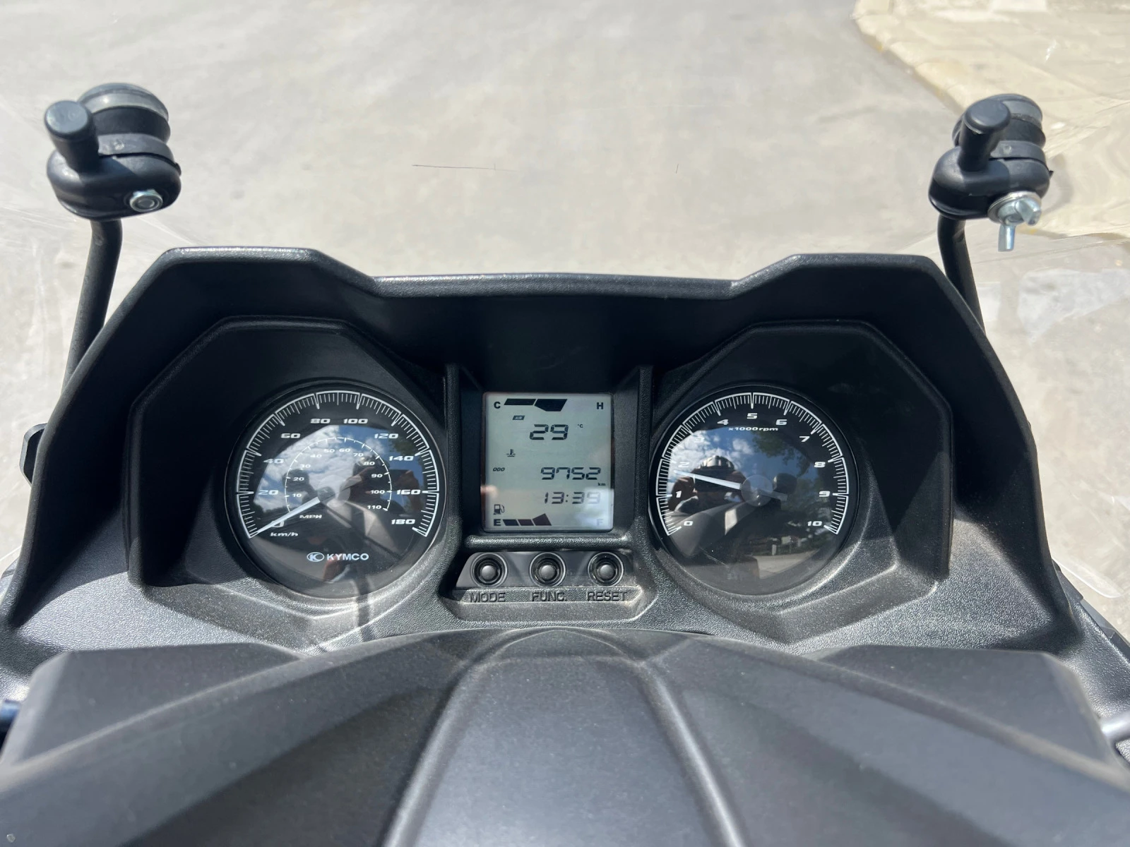 Kymco Downtown X-TOWN 300ie LED - изображение 6