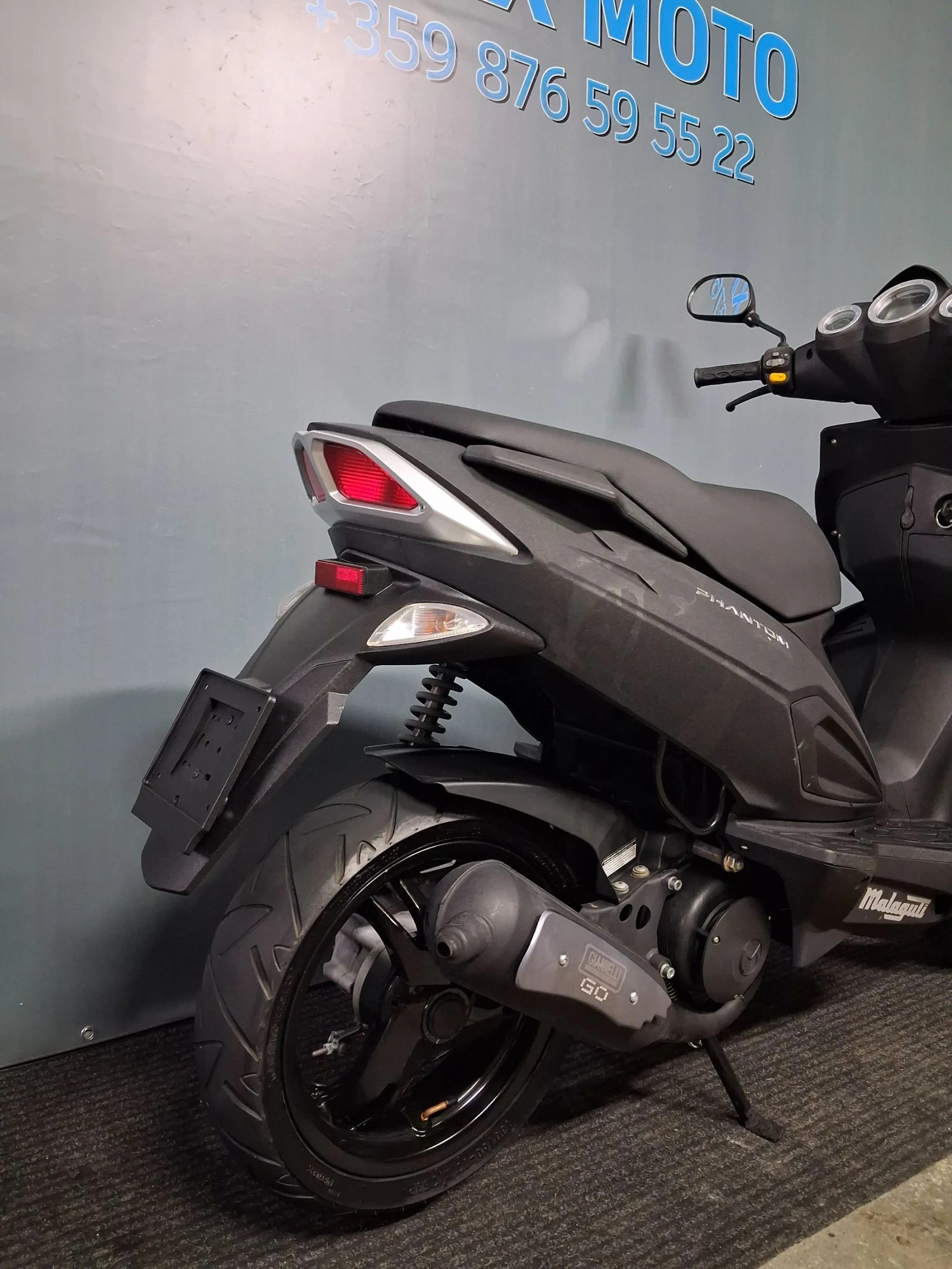 Malaguti Phantom F 12 R 49cc 2т, снимка 8 - Мотоциклети и мототехника - 53879389