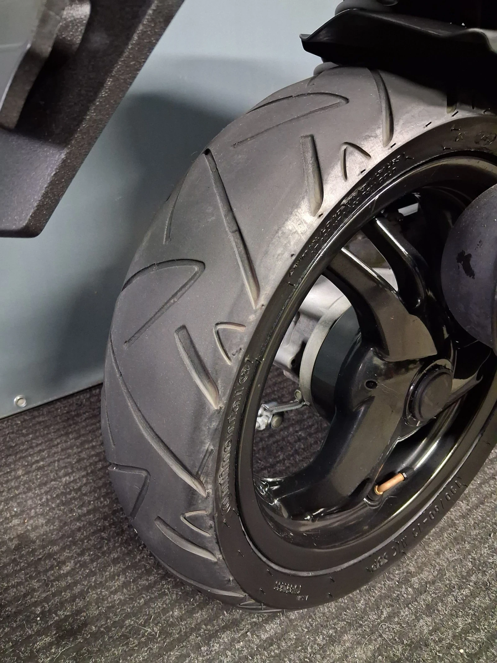 Malaguti Phantom F 12 R 49cc 2т, снимка 14 - Мотоциклети и мототехника - 53879389