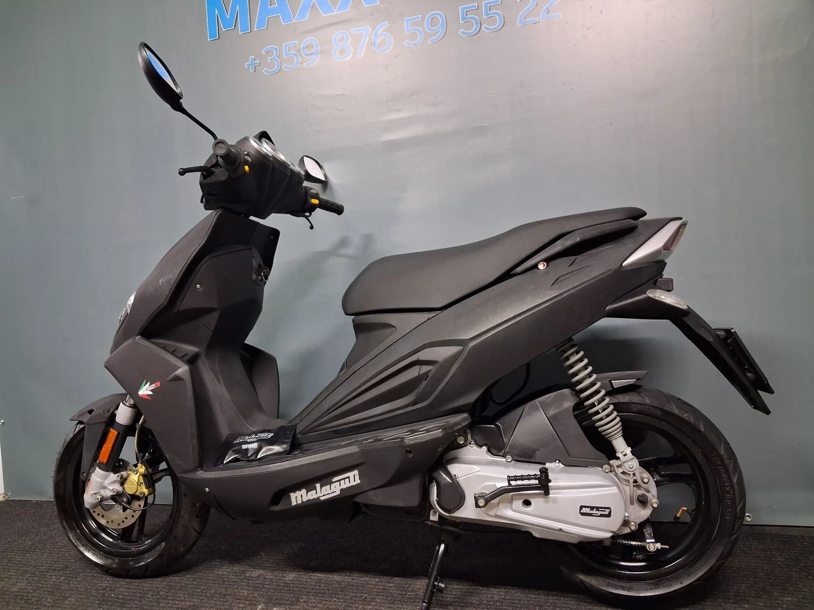 Malaguti Phantom F 12 R 49cc 2т, снимка 4 - Мотоциклети и мототехника - 53879389