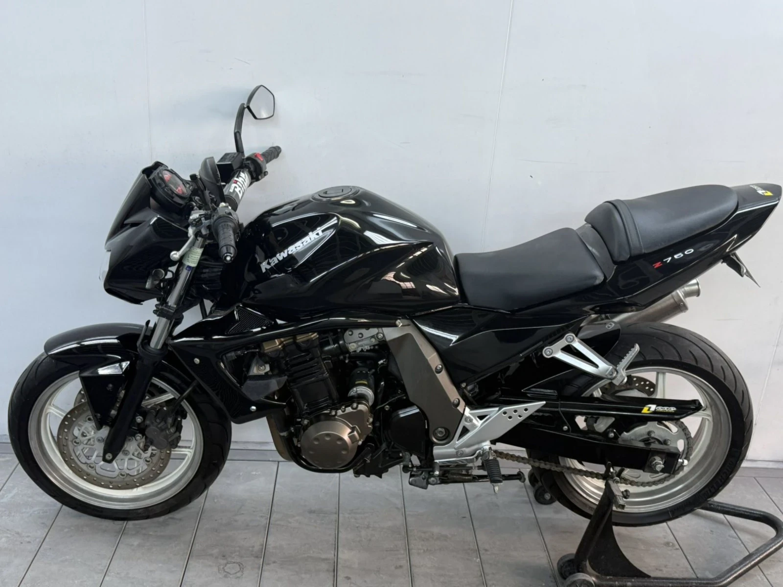 Kawasaki Z Z750, снимка 3 - Мотоциклети и мототехника - 54167384