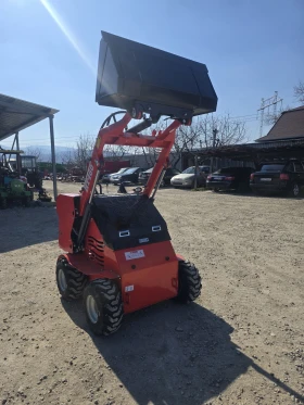 Мини челни товарачи Bobcat Бензинов, двуцилиндров., снимка 9