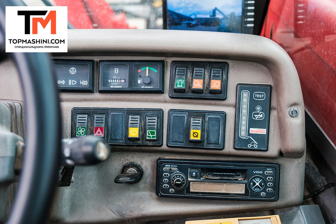 Телескопични товарачи Manitou MT 1740 SLT, снимка 8 - Индустриална техника - 56271165