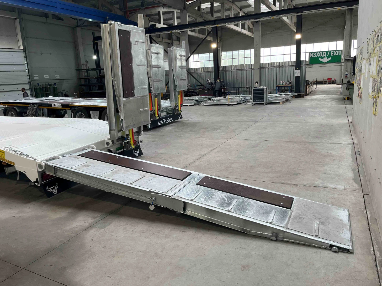 Полуремарке BULL TRAILERS TAURUS, снимка 12 - Ремаркета - 56369877