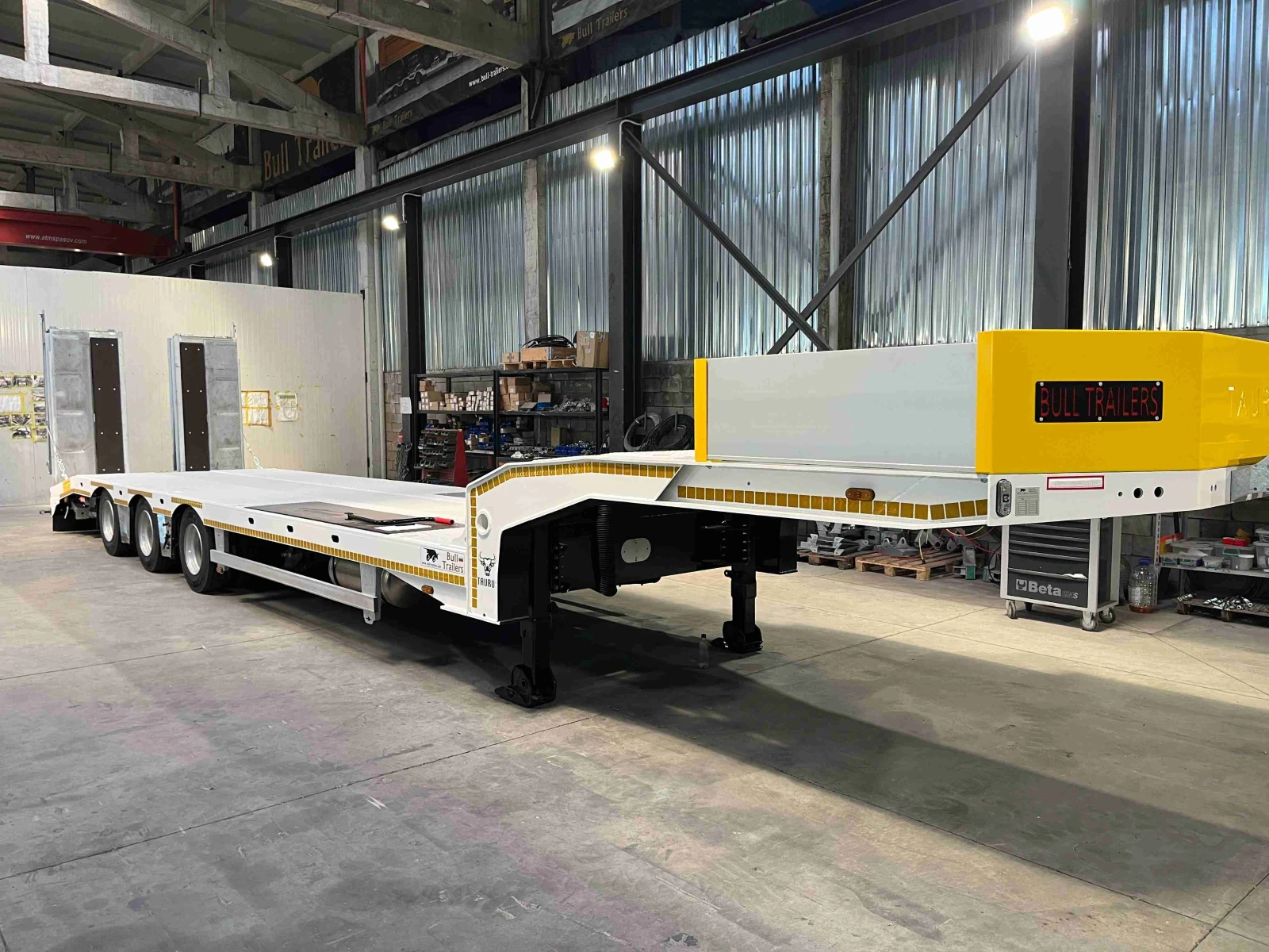 Полуремарке BULL TRAILERS TAURUS, снимка 9 - Ремаркета - 56369877