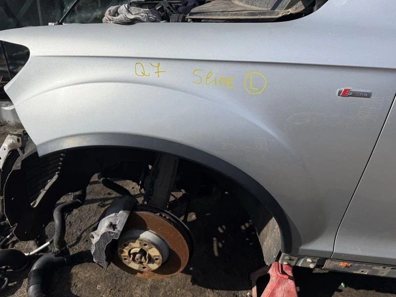 Калници ляв десен лайсни Ауди Audi Q7