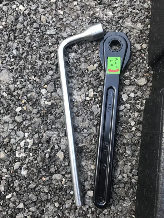 �������� ���� � ���� � ����������� �� ���� ����� ��������� 115/95/17 | Mobile.bg � ����������� 6