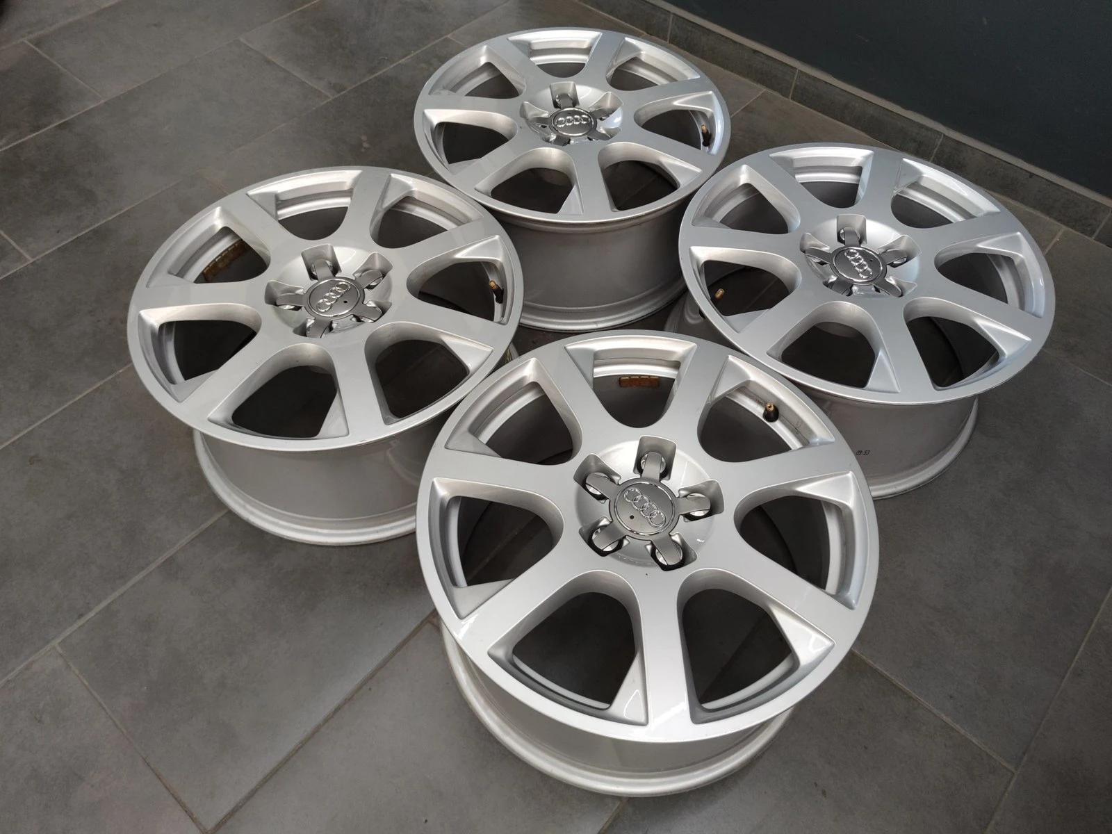 Джанти за Audi, снимка 4 - Гуми и джанти - 56723790