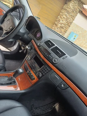 Mercedes-Benz E 220, снимка 2