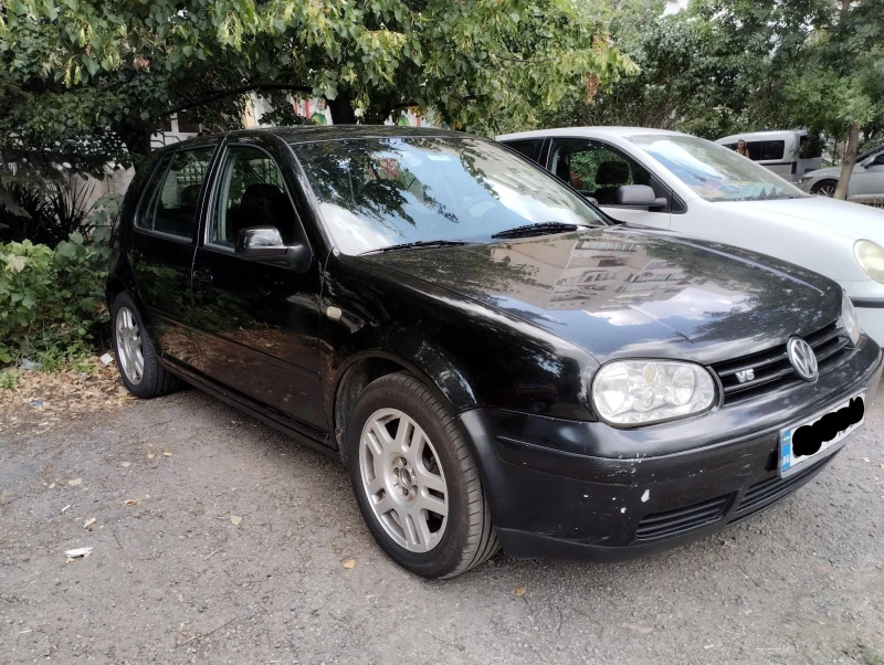 VW Golf 2.3 V5, снимка 3 - Автомобили и джипове - 46859210