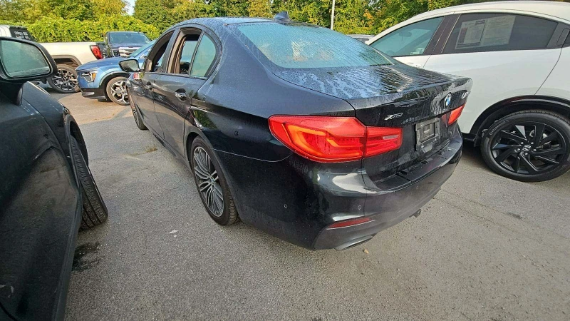 BMW 540 M* headup* harman* shodowline* мъртва точка, снимка 3 - Автомобили и джипове - 47280789