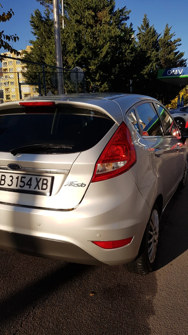 Ford Fiesta 1.4 LPG, снимка 7 - Автомобили и джипове - 47907643