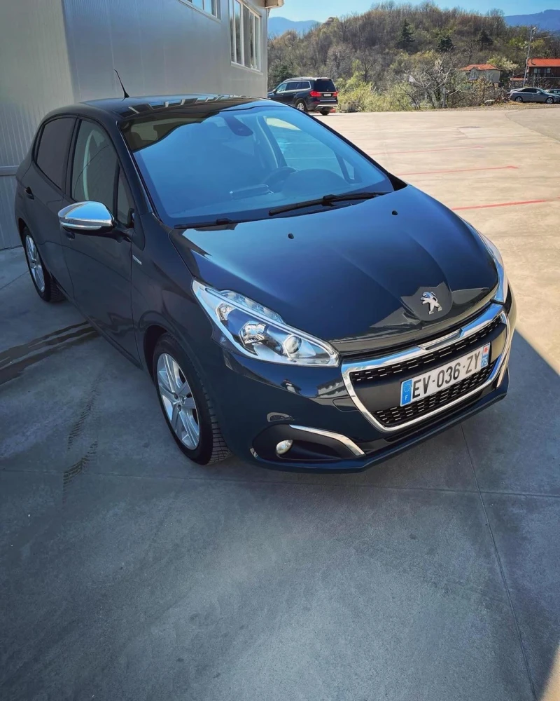 Peugeot 208, снимка 2 - Автомобили и джипове - 48352614